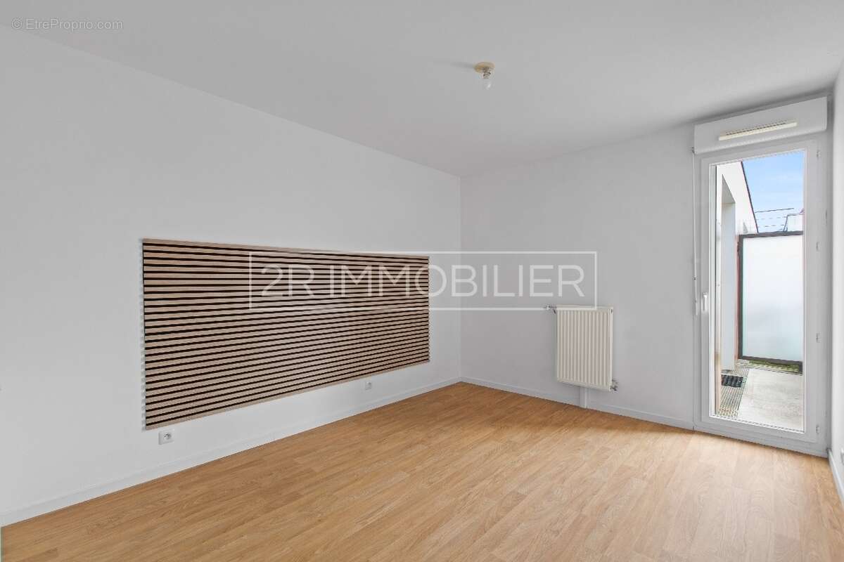 Appartement à POMPONNE