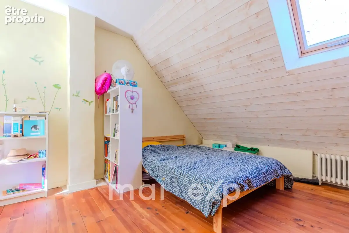 Maison 156 m² à Etel  - photo 8