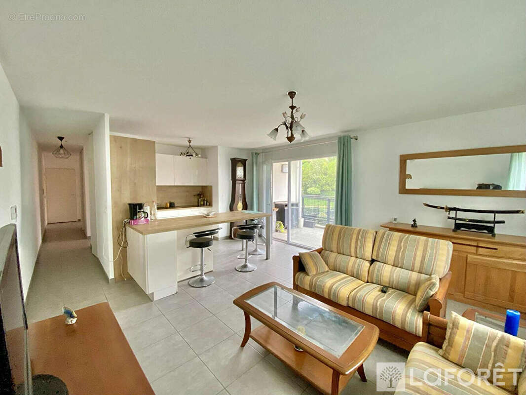 Appartement à OULLINS