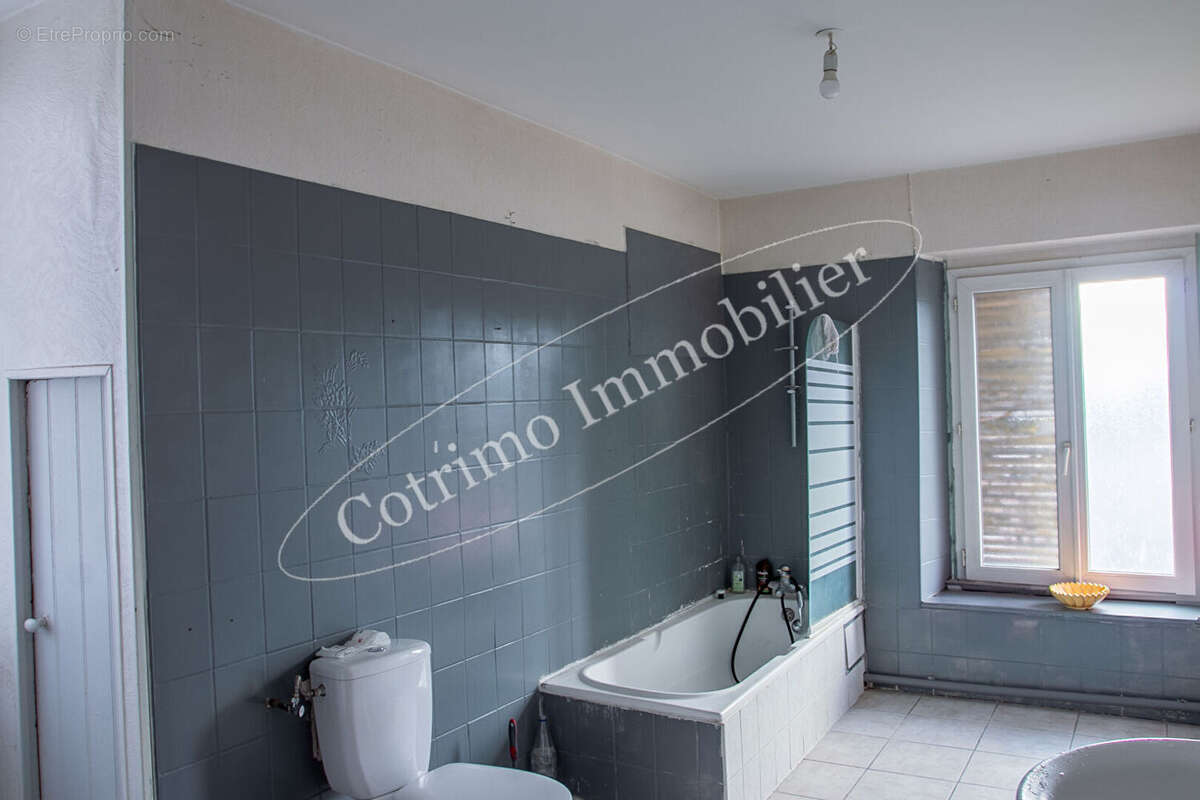 Appartement en Duplex 7 Pièces (5 Chambres) environ 129m² avec Jardin à Le Pont-de-Beauvoisin 38480 - photo 6