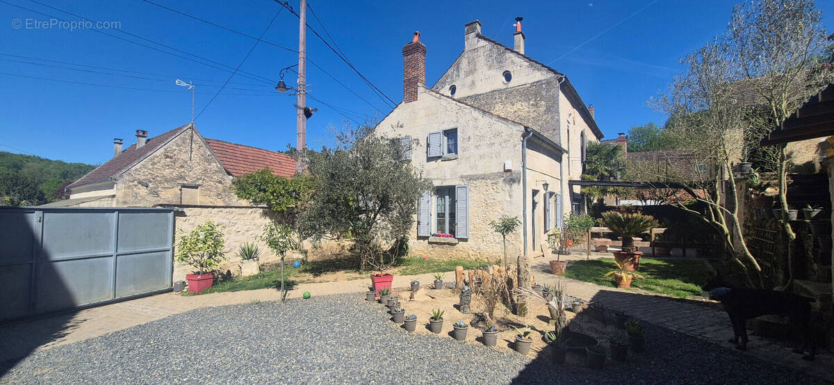 Maison à CREPY-EN-VALOIS