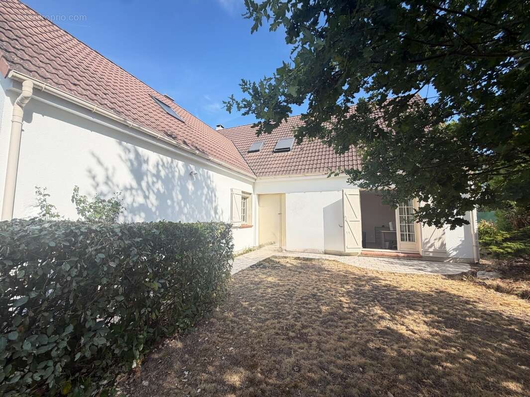 Saint Jean le Blanc, à 5 minutes d'Orleans dans un secteur privilégié etcherché à vendre grande maison familiale de 235 m2, 5 ch - photo 21