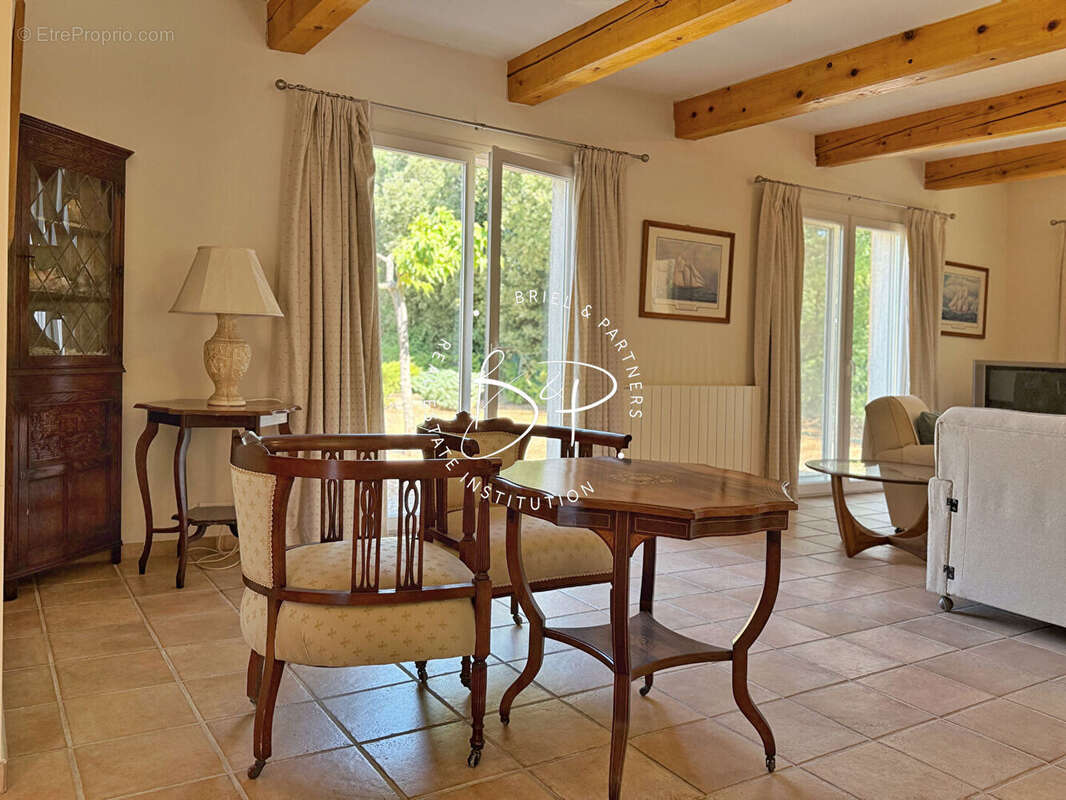 Maison à LORGUES