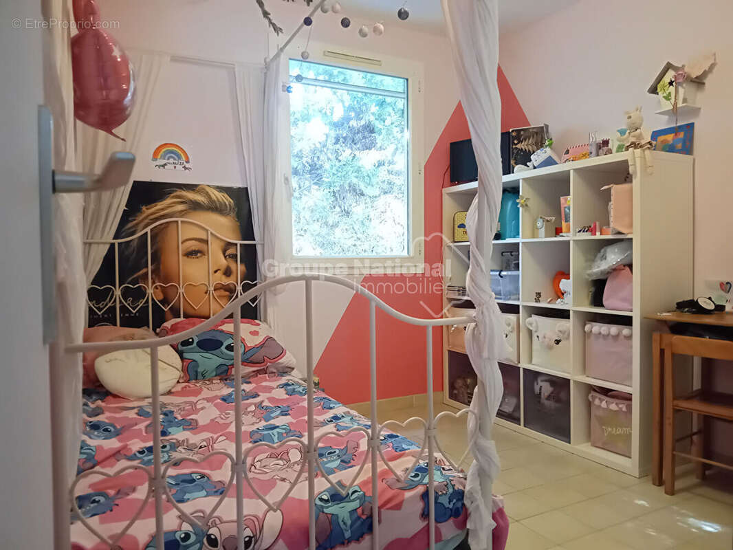 Maison à SAINT-ETIENNE-DU-GRES