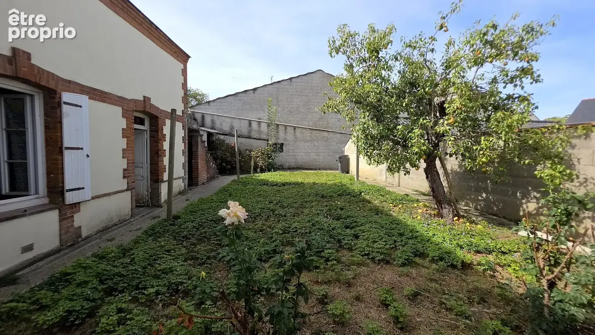 Ensemble immobilier à vendre chemillé centre ! - photo 8