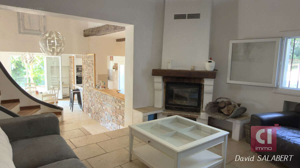 Maison d'exception à vendre à Brignoles - 7 pièces, piscine et grand terrain - photo 8
