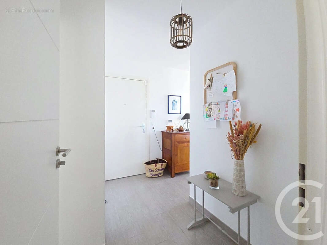 Appartement 66 m² à Sete  - photo 11