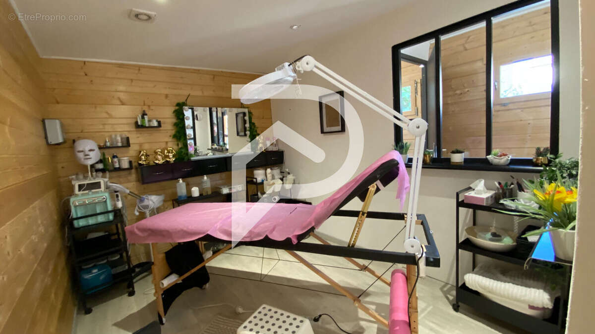 Maison à VILLELAURE