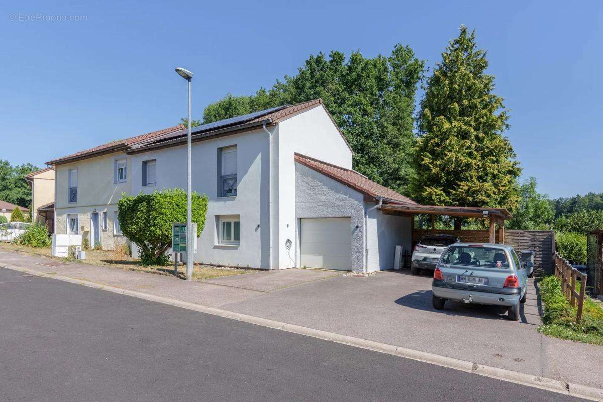 Maison de 5 pièces de 126 m² à Épinal - photo 9