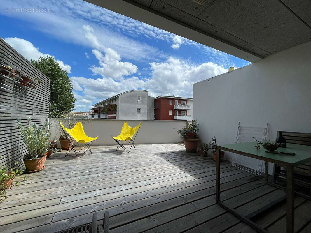 Appartement à BORDEAUX