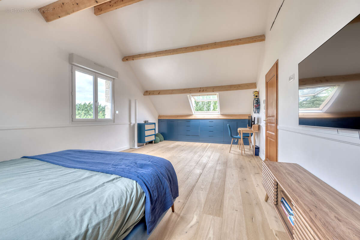 Maison à TILLAY-LE-PENEUX