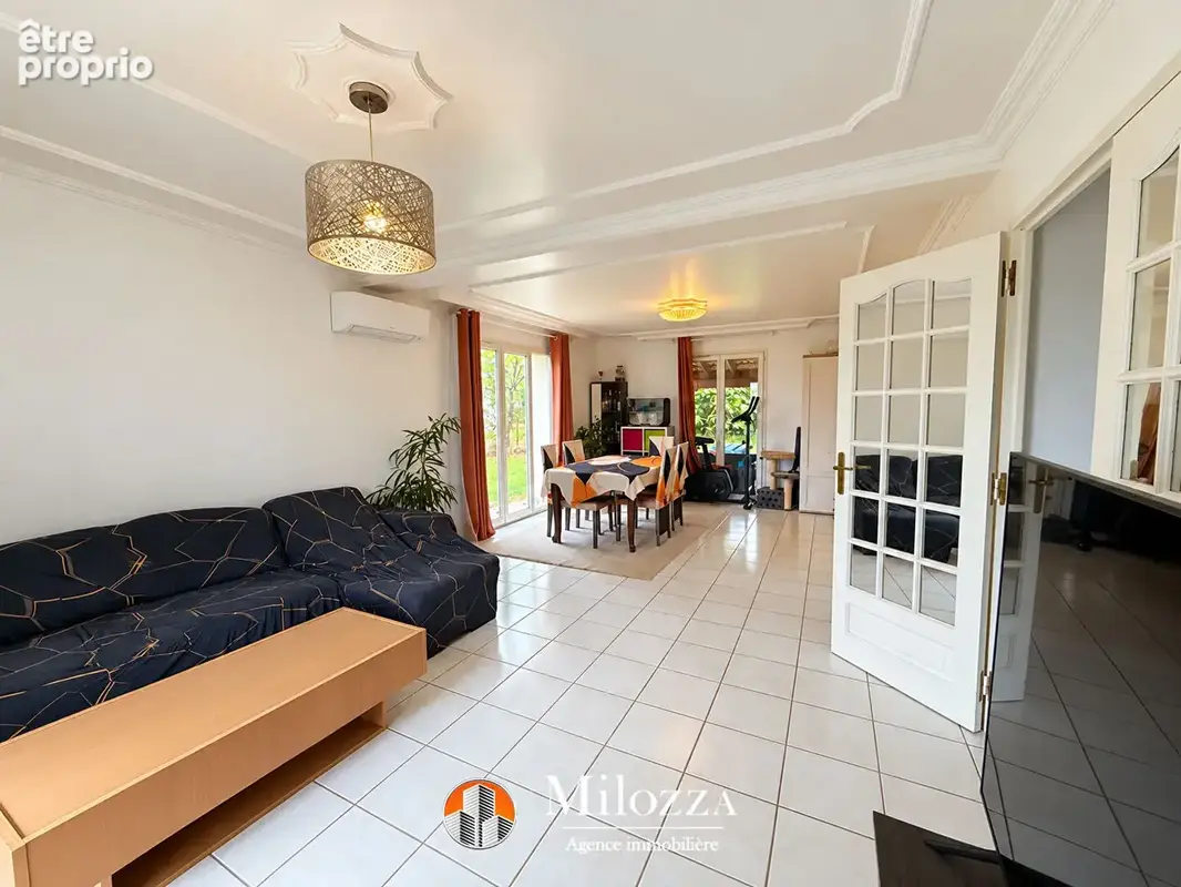 Villefontaine - Maison Type 5, 117,71 m² habitables, 4 chambres, suite parentale, terrain 674 m² - photo 8