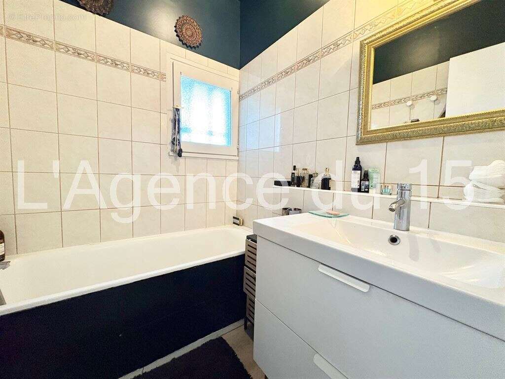 Appartement à TOURGEVILLE