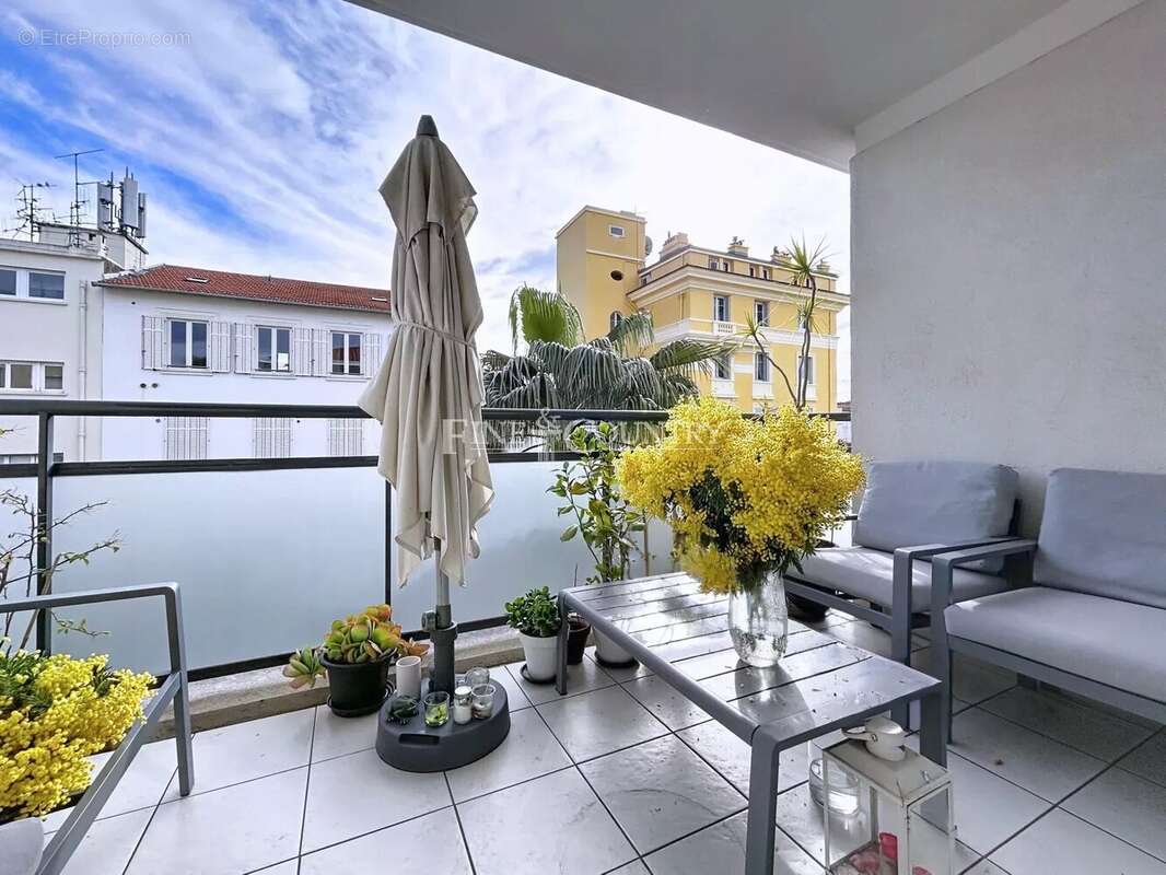 Appartement à CANNES