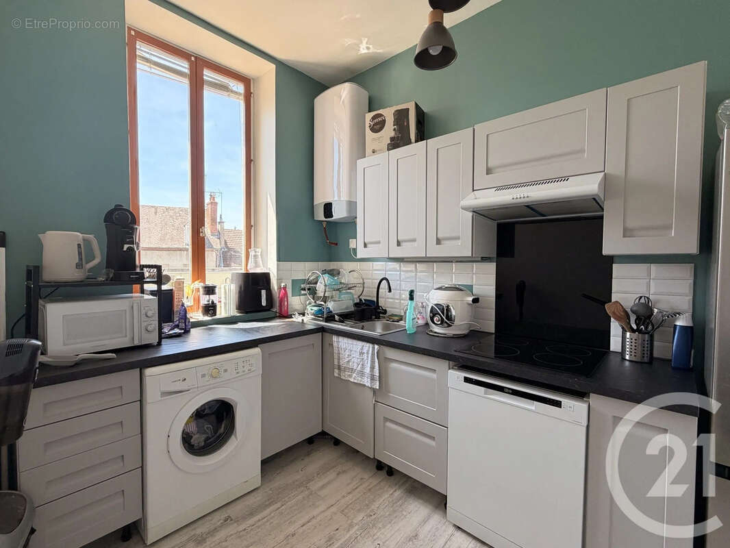 Appartement à MOULINS