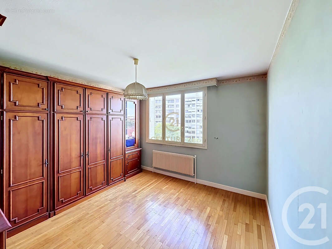 Appartement à LYON-8E