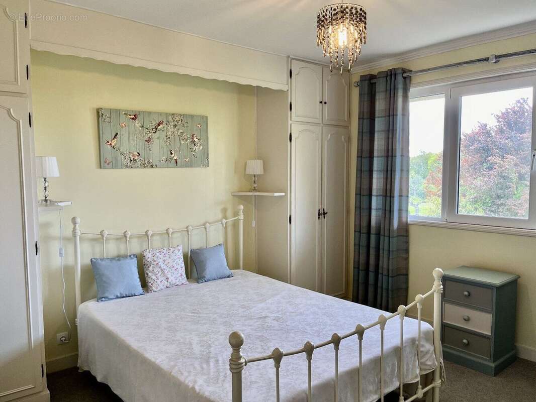 Maison à GENOUILLE