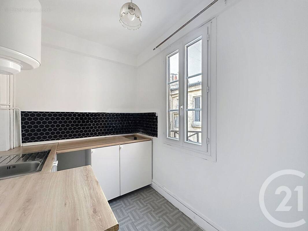 Photo 1 - Appartement à THIAIS