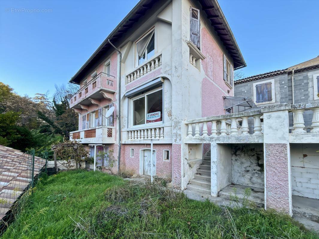 Maison à CHATEAU-ARNOUX-SAINT-AUBAN