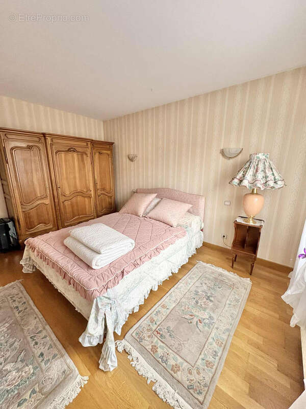 Maison à MOZAC