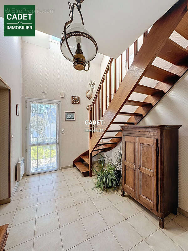 Maison à LA LUCERNE-D'OUTREMER