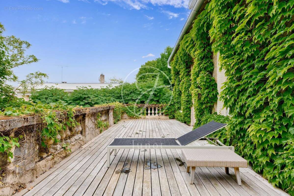 Maison à SAINT-CLOUD