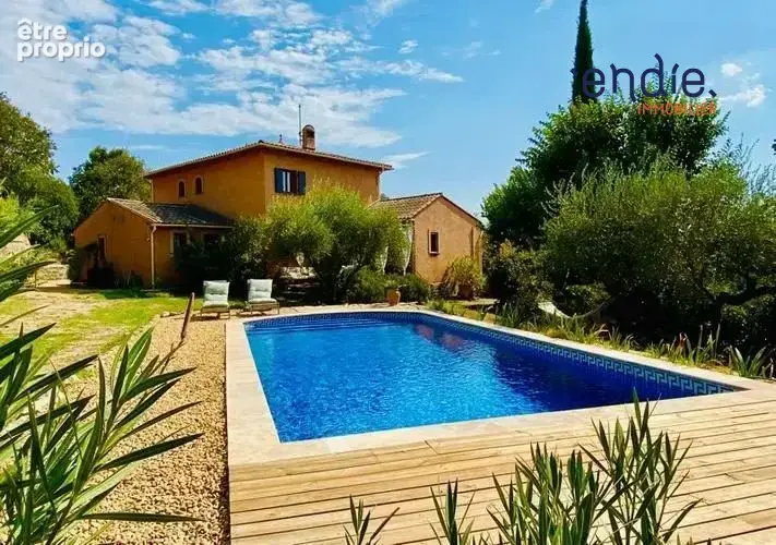 Maison à LORGUES