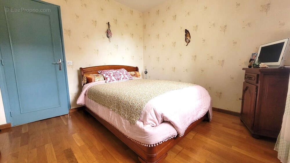 Maison à CORMELLES-LE-ROYAL