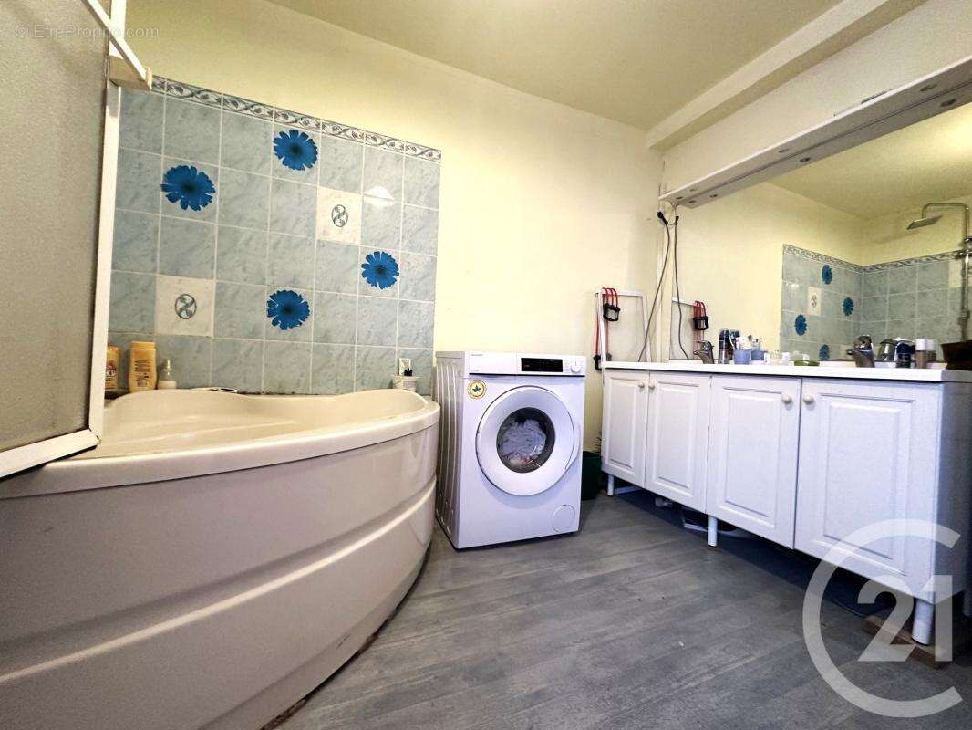 Maison à LA SOUTERRAINE