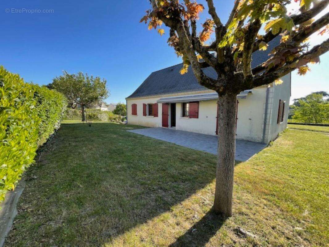 Maison à DISTRE