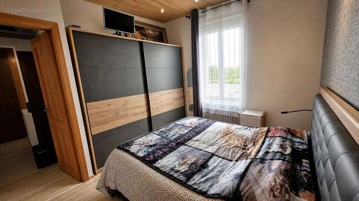 Maison de 6 pièces de 111 m² à Moulins-la-Marche - photo 7