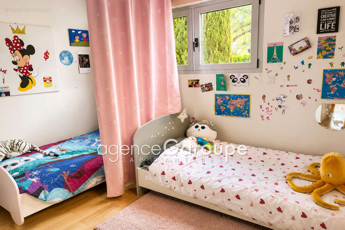 Appartement 68 m² à Antibes  - photo 7