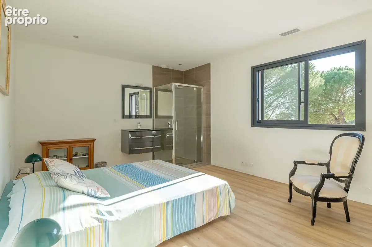 À 20 min de nîmes  elegante villa contemporaine, piscine à débordement et t2 indépendant - photo 16