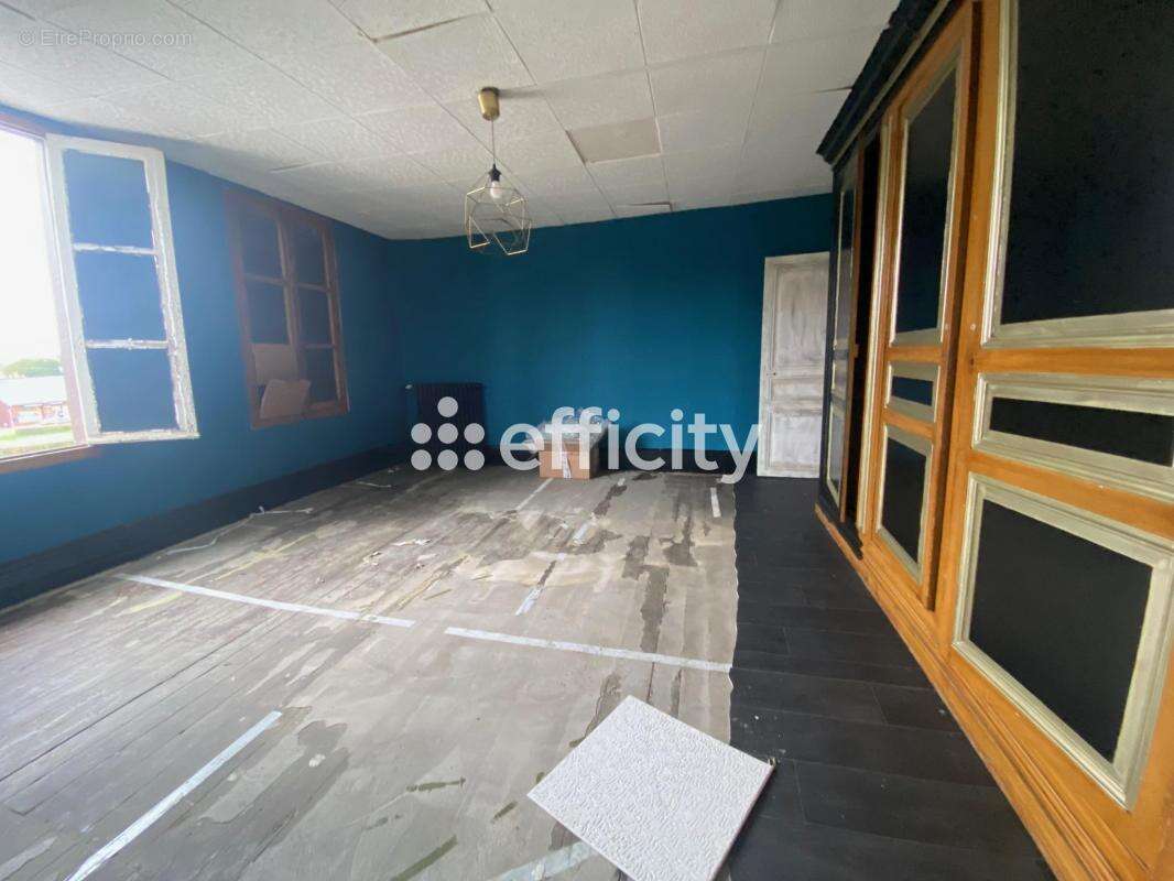 Appartement à RETHEL