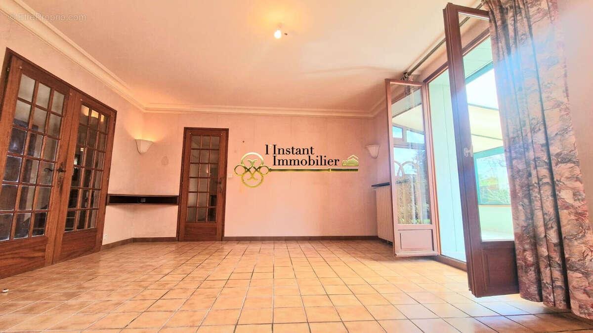 Maison à PLOUGASNOU