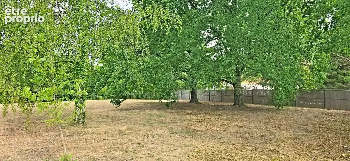 Terrain constructible de 5358 m², sur la commune de  Sanilhac - photo 3