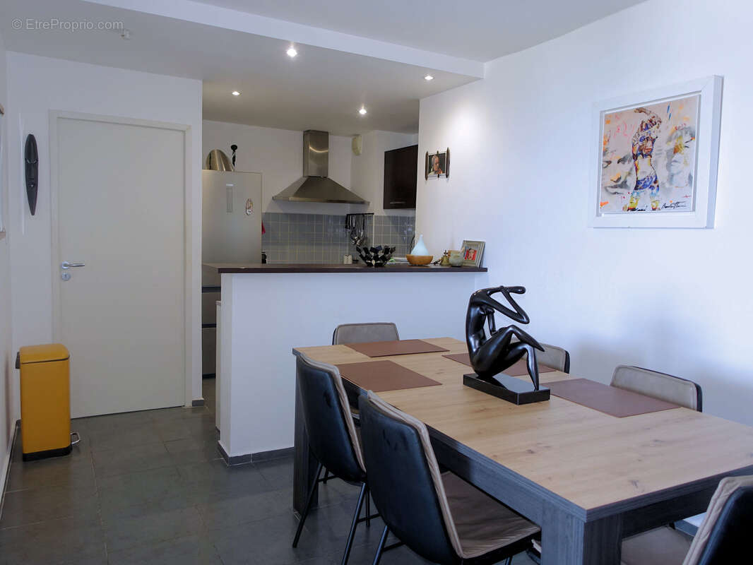 Appartement à SAINT-DENIS