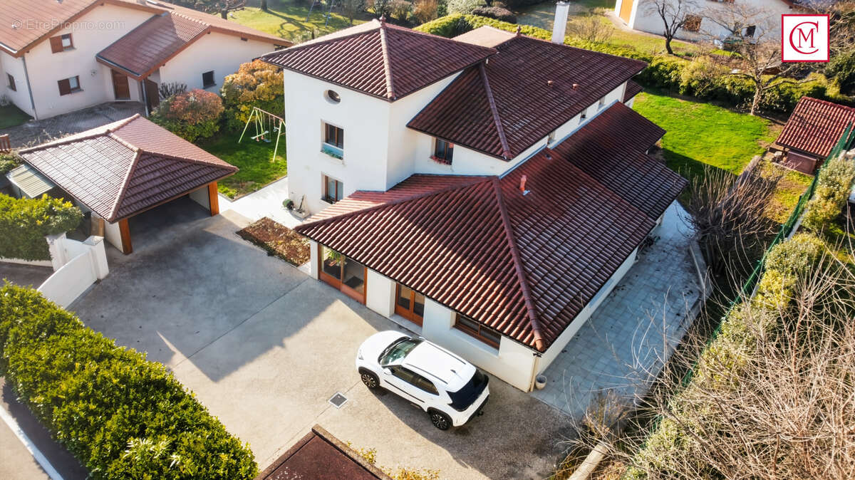 Maison à SAINT-ISMIER