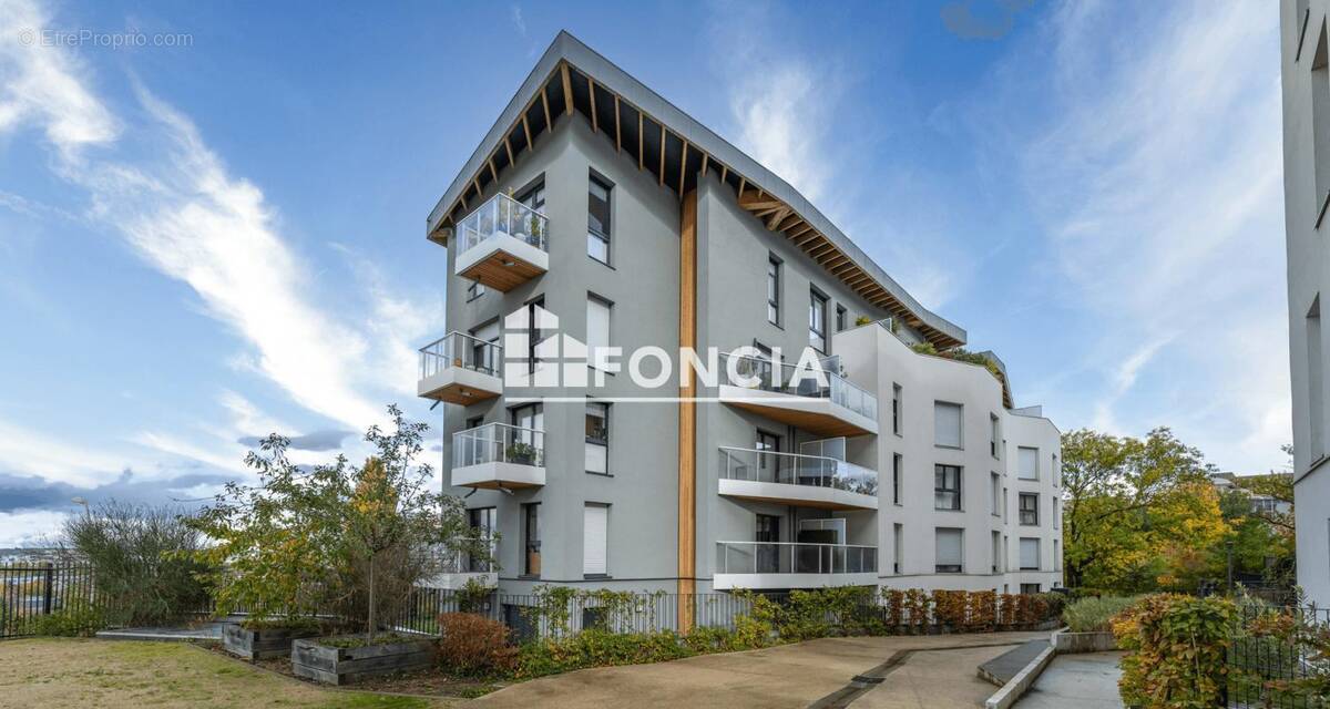 Appartement à BRY-SUR-MARNE