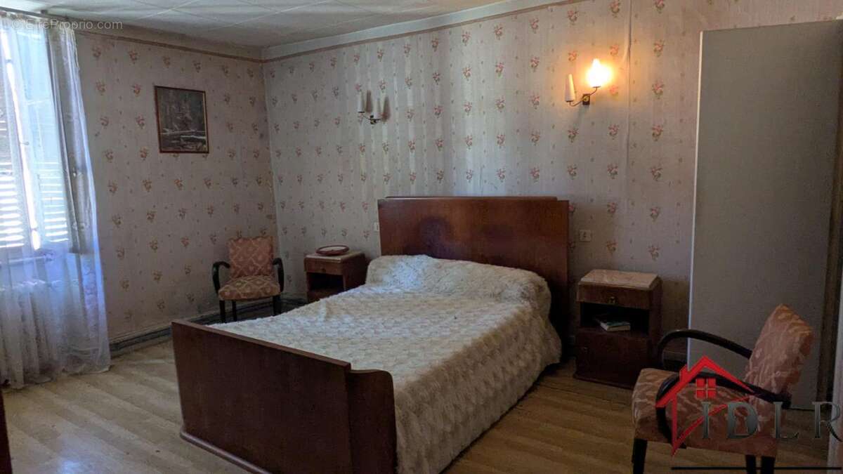 Maison avec dépendances - photo 6