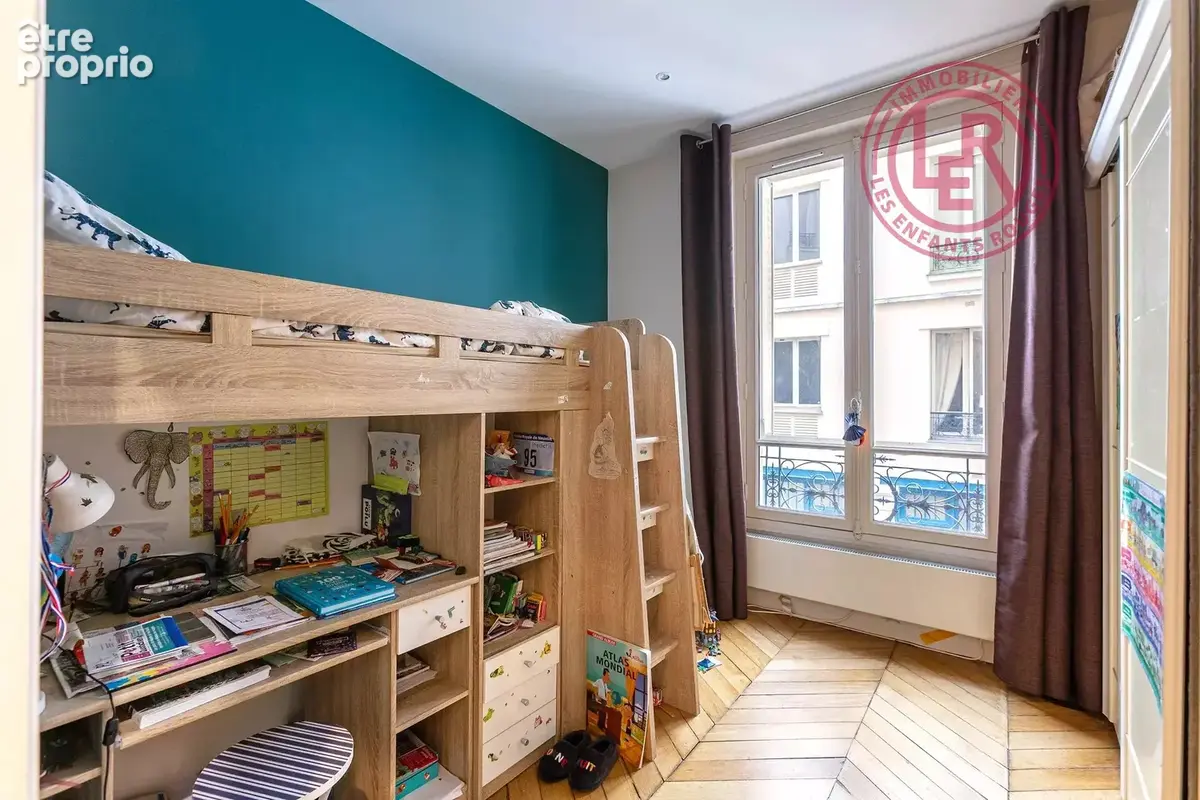 Paris 3 - Meslay - Appartement familial 3/4 chambres + chambre de service - photo 9