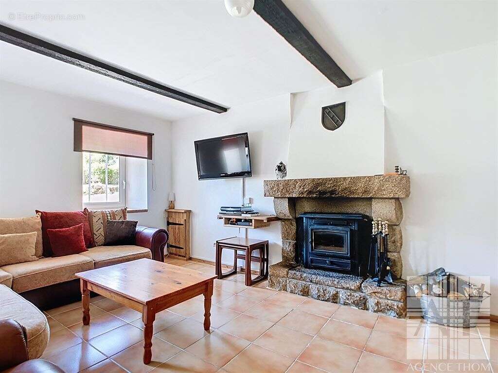Maison à MEGRIT