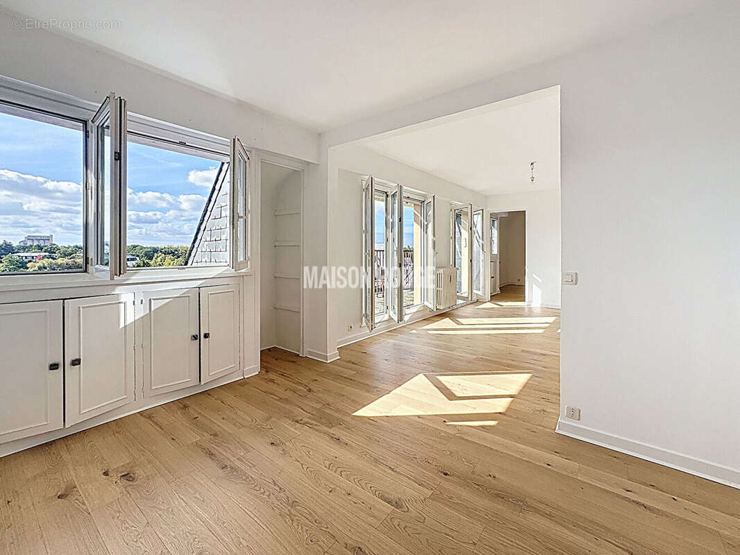 Appartement à LAMBALLE