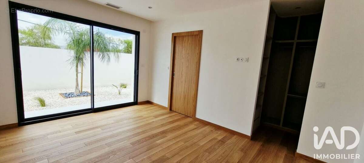 Maison 166 m² à Llupia  - photo 8
