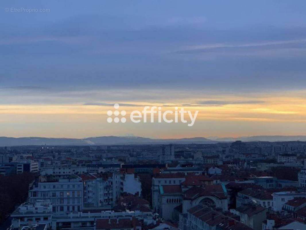 Appartement à LYON-6E