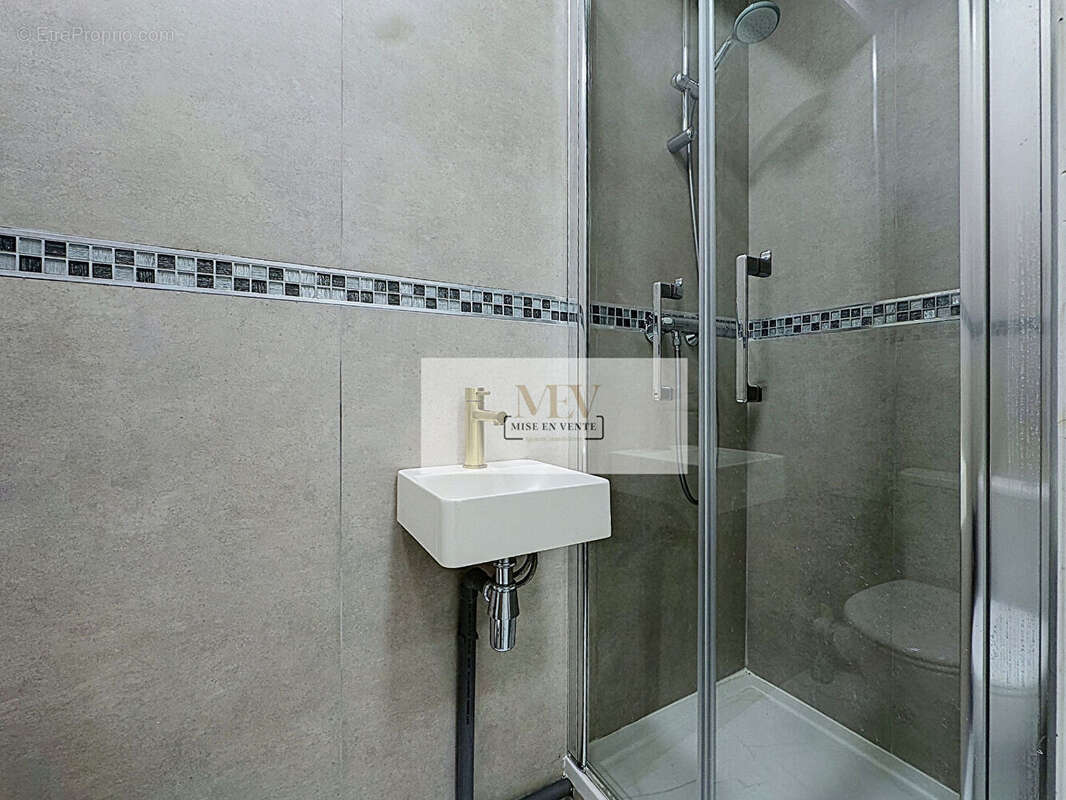 Local commercial - Avenue de Joinville - Nogent Sur Marne 20,42 m2 - photo 6