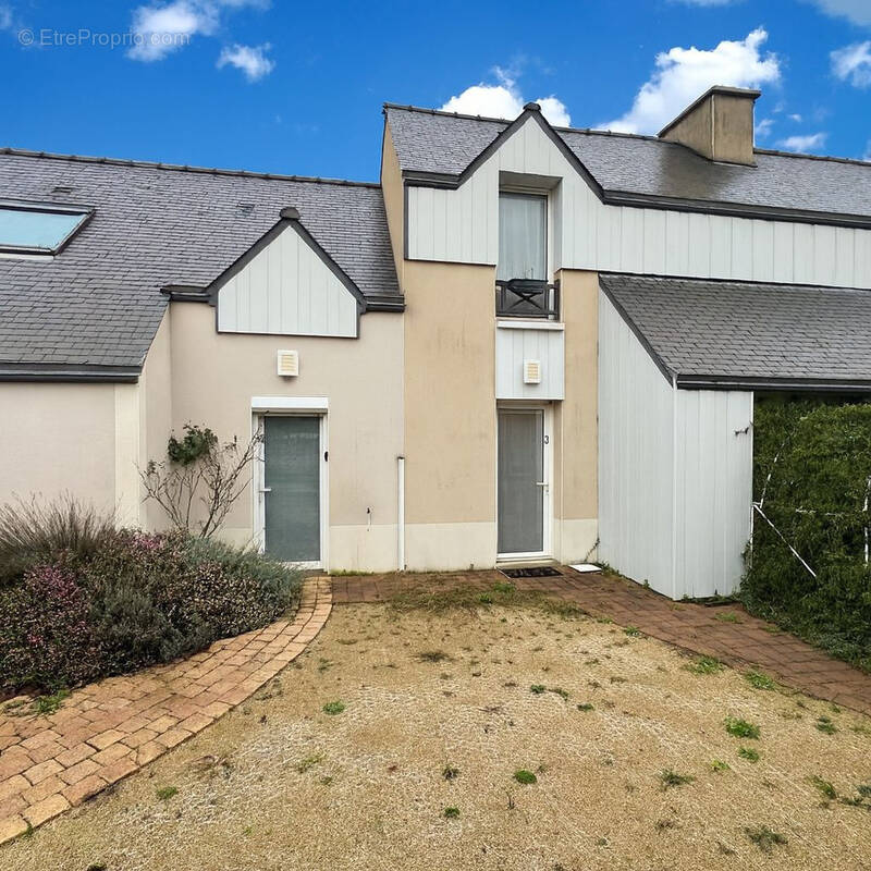 Maison à SAINT-JACUT-DE-LA-MER