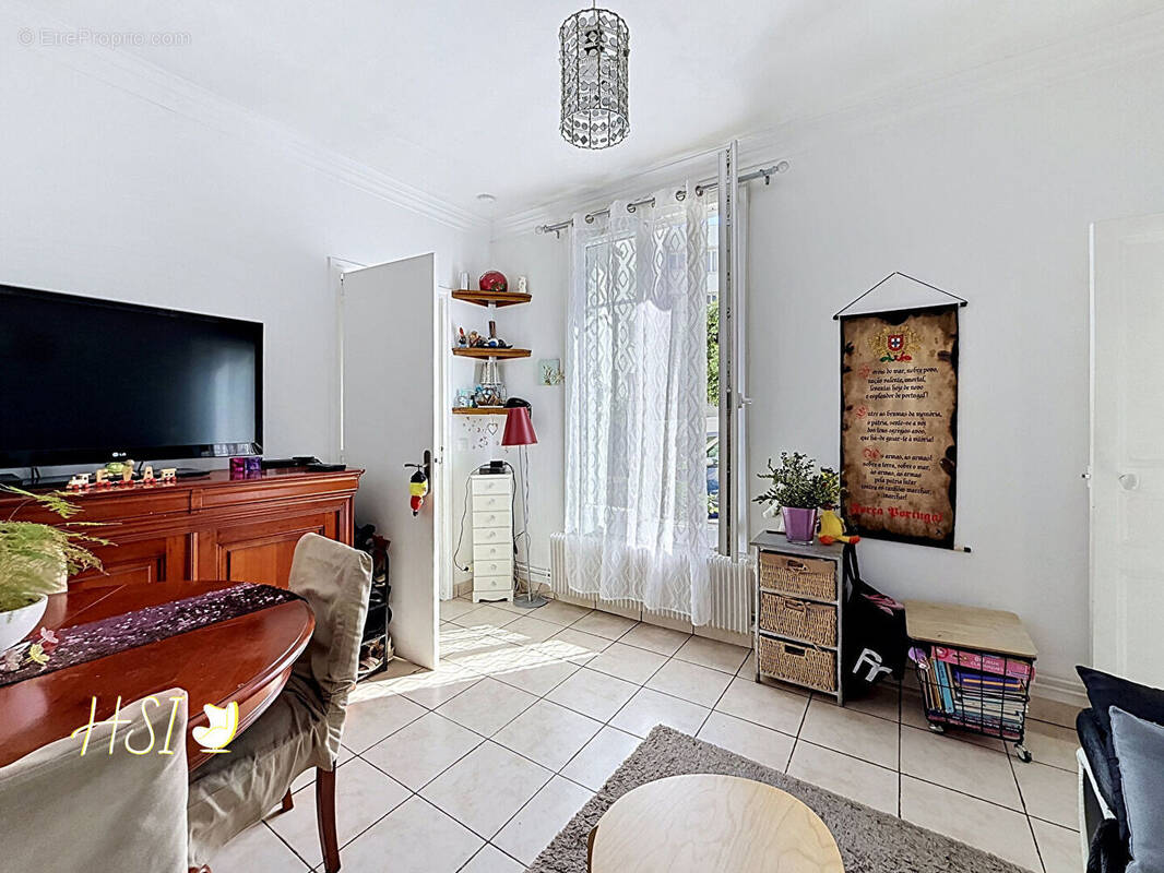 Appartement à COLOMBES