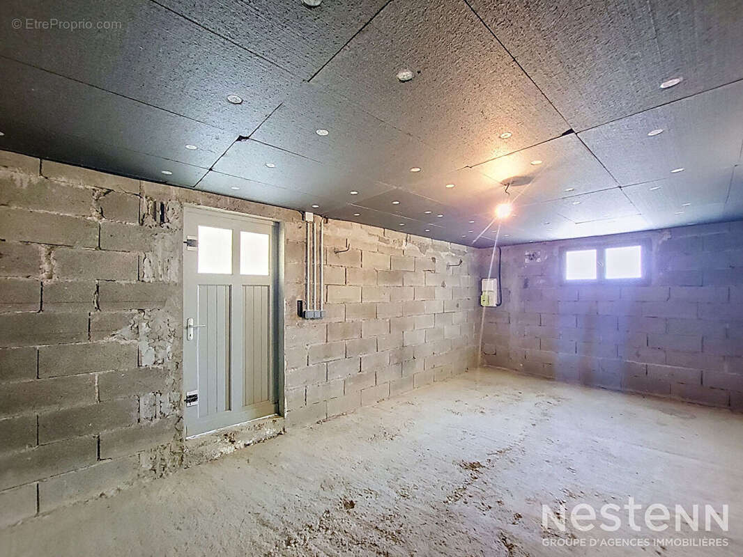 A Vendre Maison de 80 m² sur sous-sol de 68 m² avec garages et jardin proche du centre de Condom - photo 13