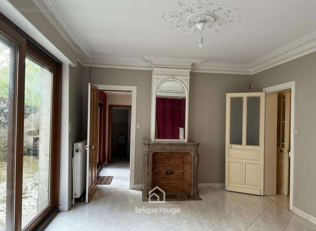 Appartement à LEFOREST